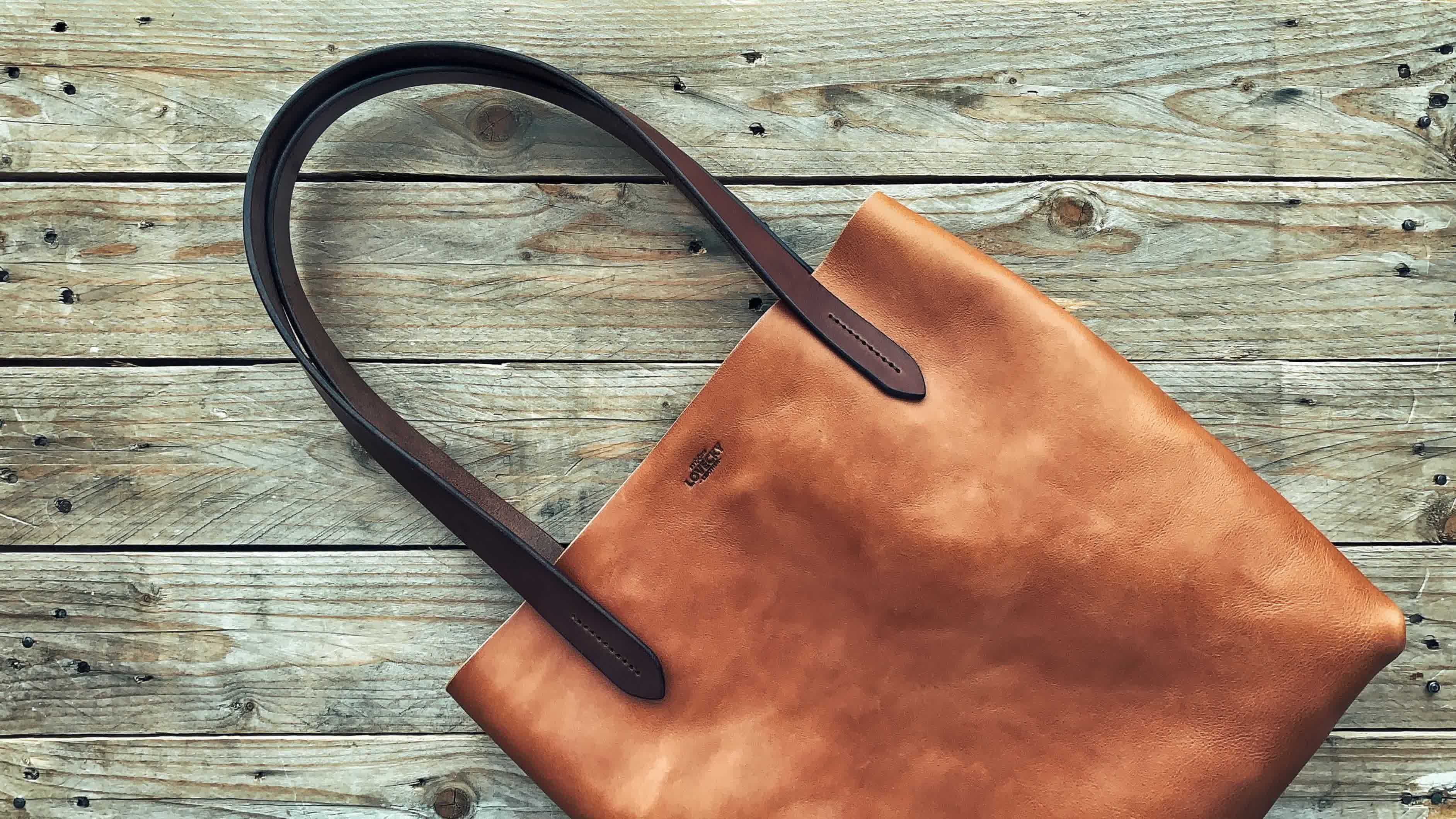 Kožené kabelky a tašky