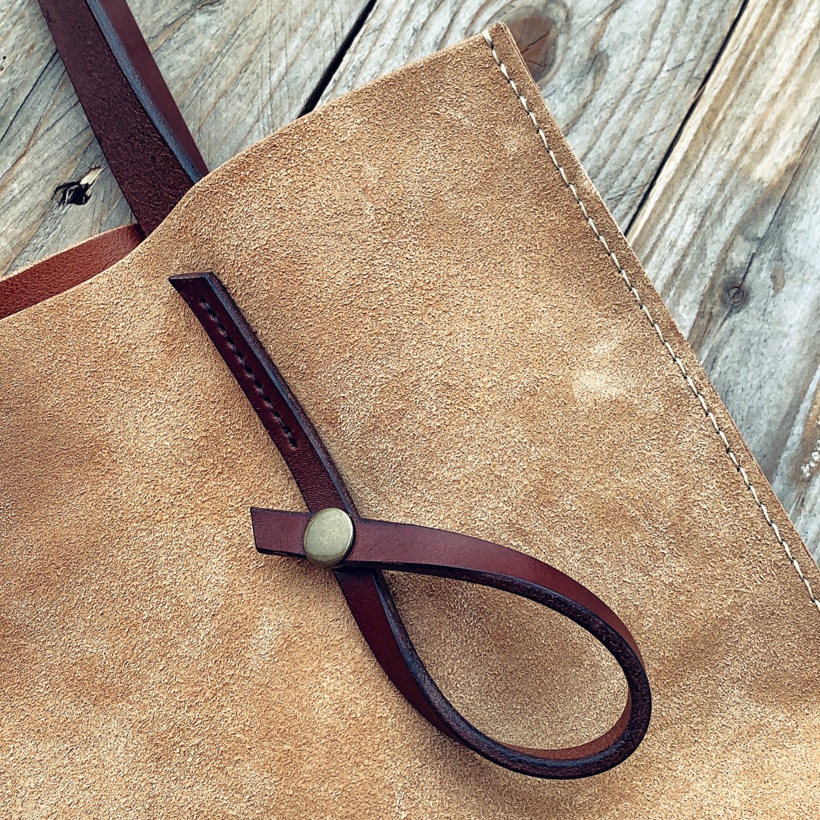 Lovecky Leather kožená kabelka 72 – vnitřní držák na klíče jako doplňkové příslušenství, ručně vyrobená tote bag