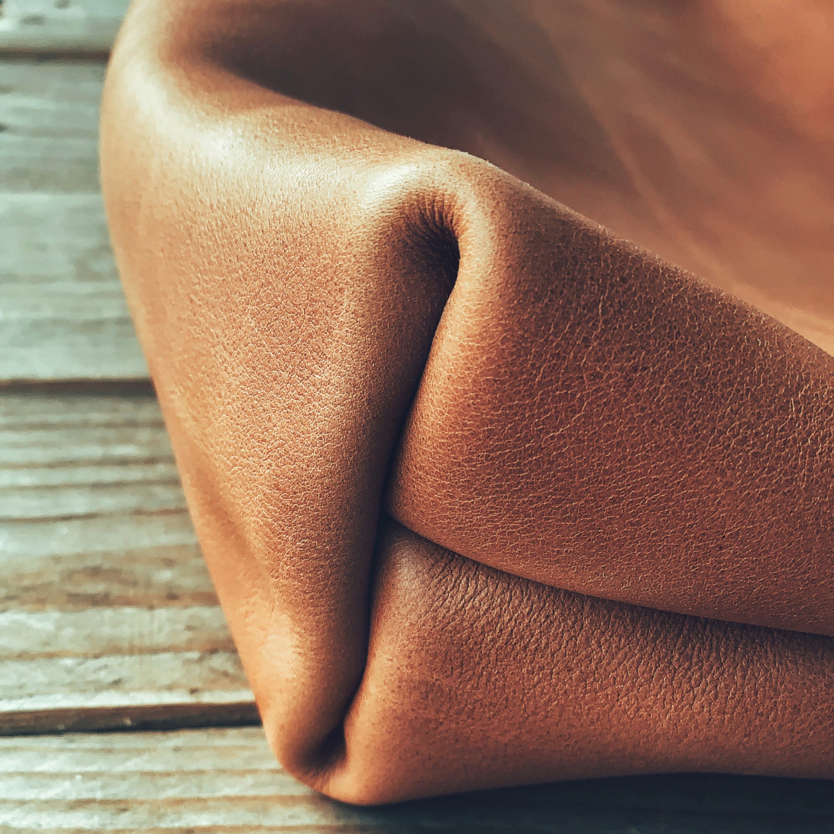 Lovecky Leather kožená kabelka dámská typ 72 – detail světle hnědé tote bag z pravé přírodní kůže, ruční česká výroba