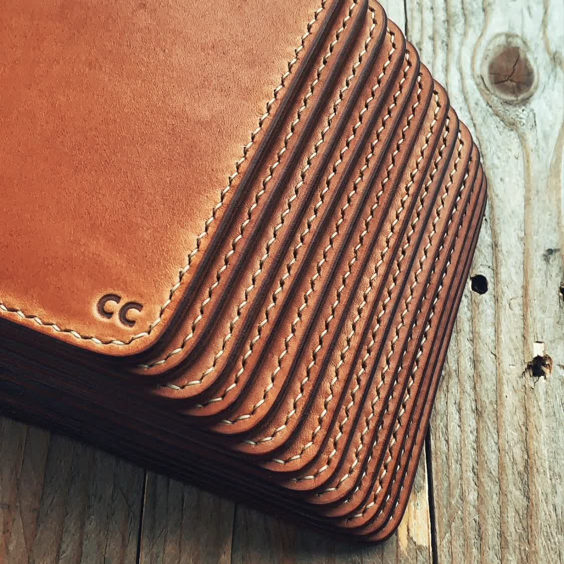LOVECKY Leather kožené peněženky s logem pro firmy